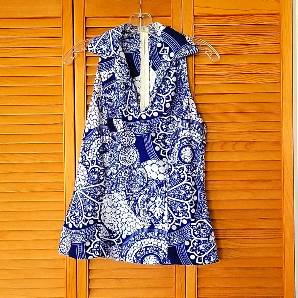 Vintage Racerback Collared Sleeveless Top